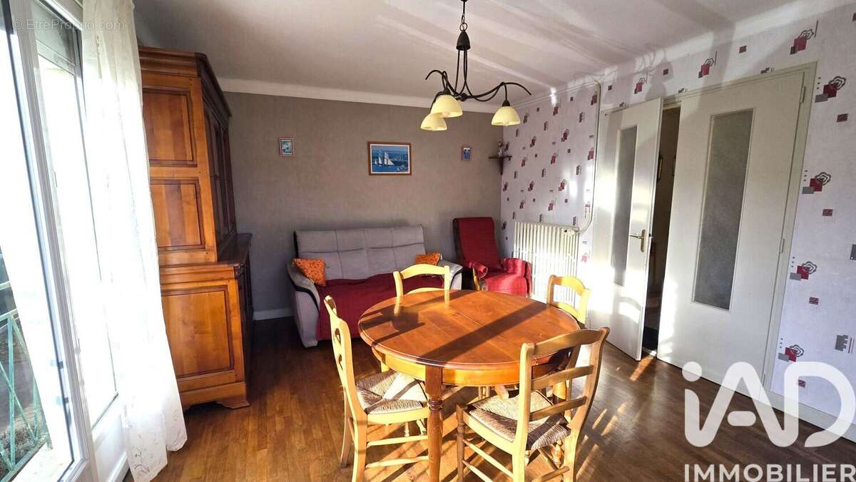 Photo 3 - Maison à COMBOURG