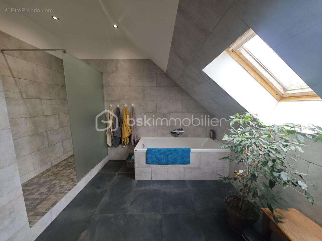 Maison à L&#039;AIGLE