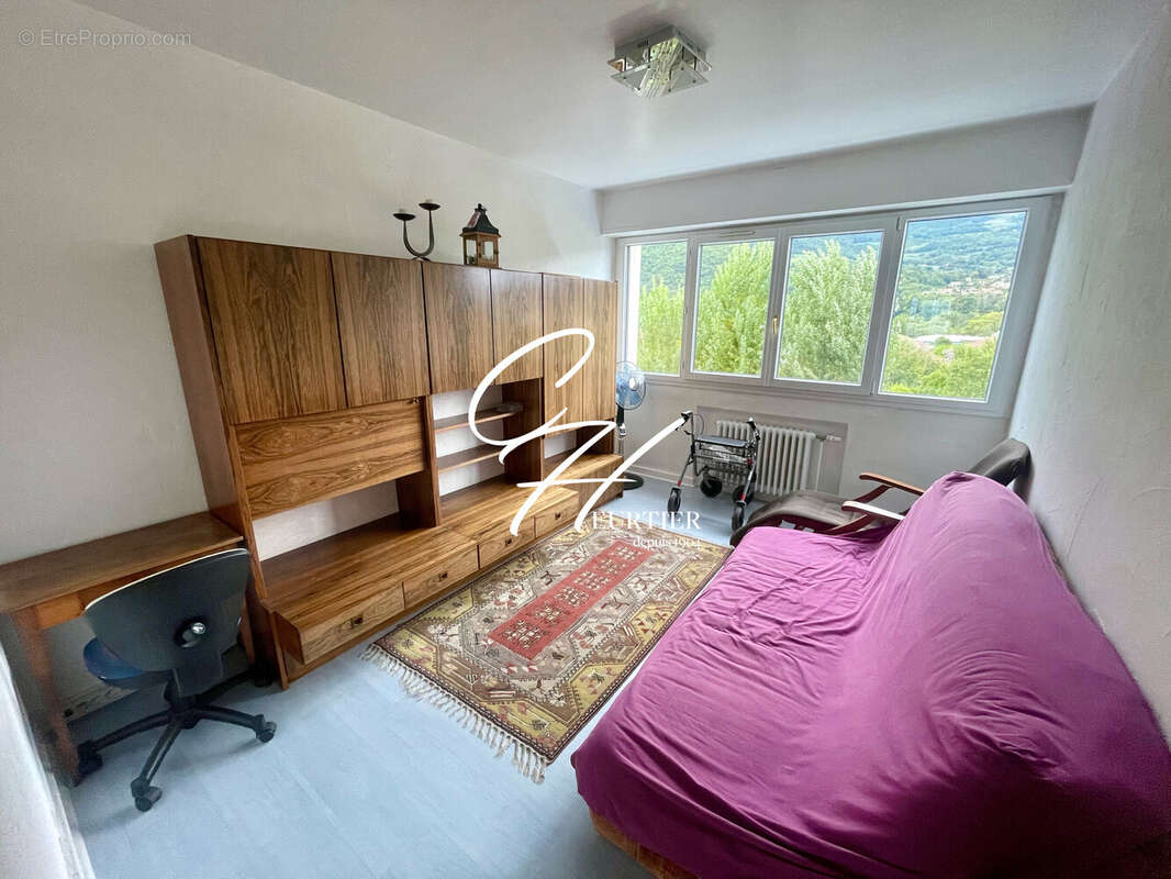 Appartement à ECHIROLLES