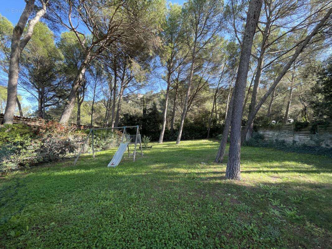 Maison à VILLENEUVE-LES-AVIGNON