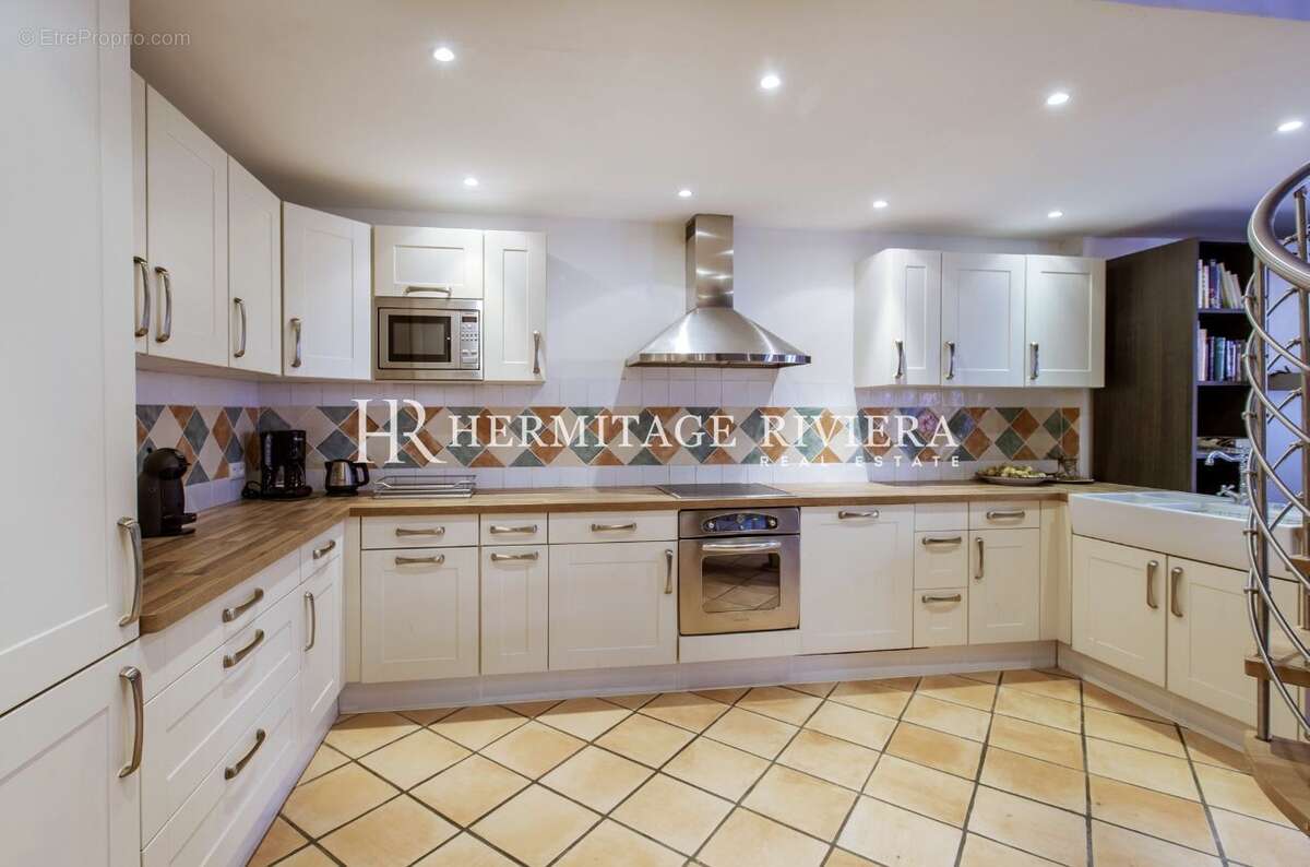 Appartement à VILLEFRANCHE-SUR-MER