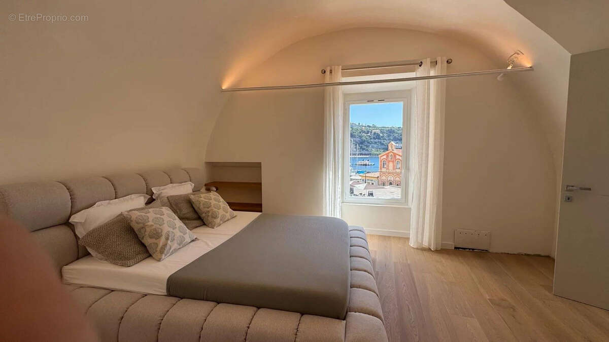 Appartement à VILLEFRANCHE-SUR-MER