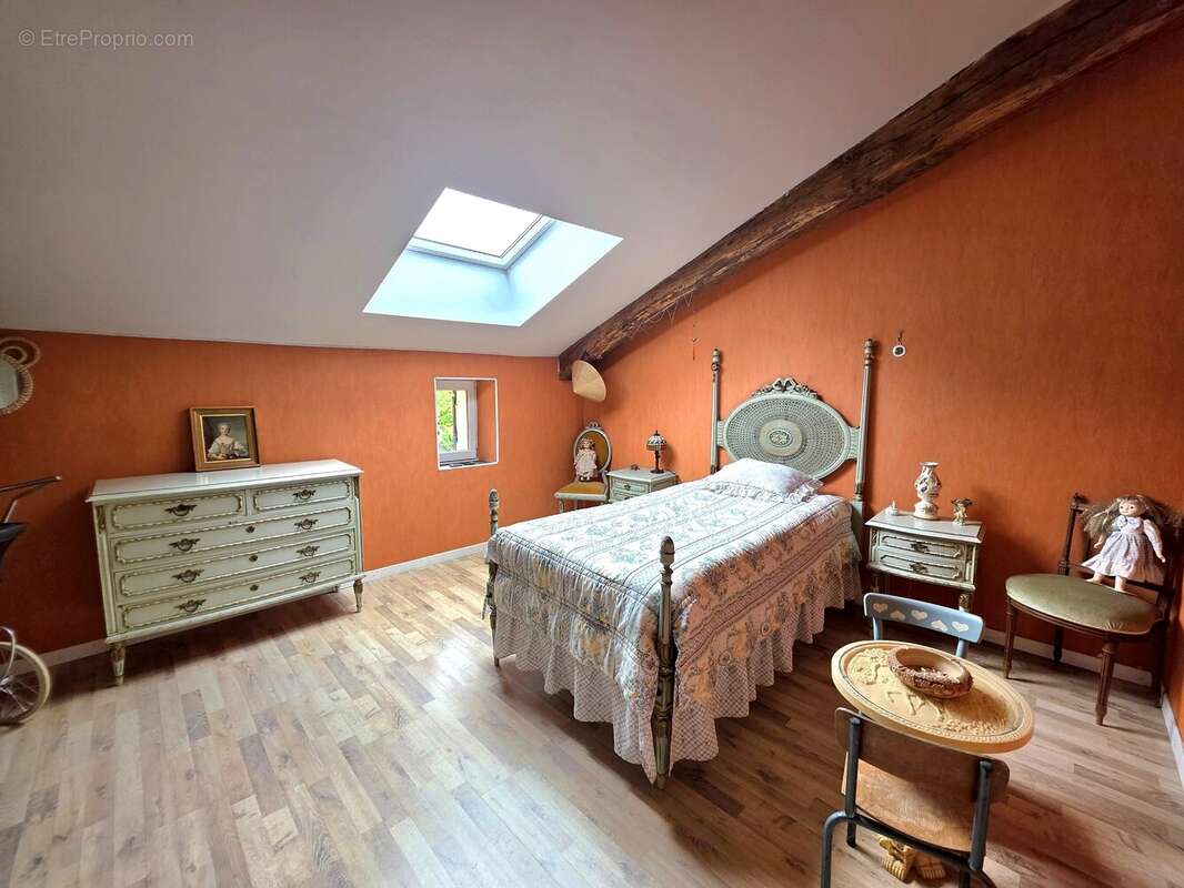 Le Vieux Chai– Spacieuse maison en pierre avec grange rénovée et vue panoramique - photo 14