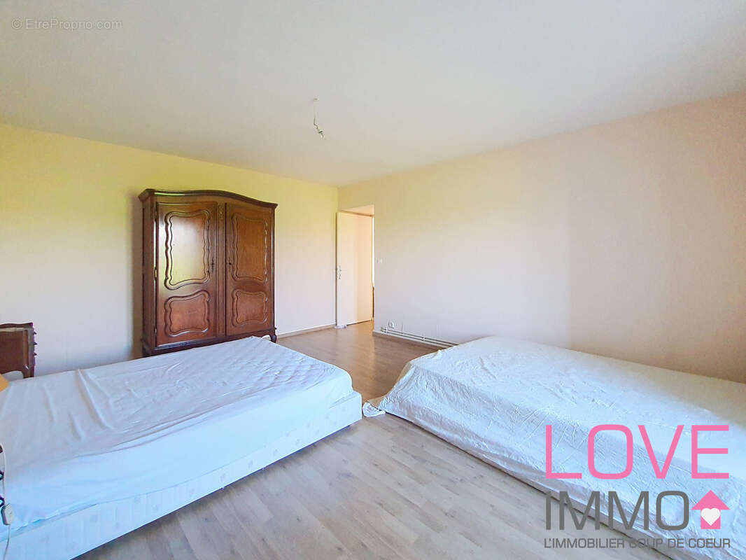 *** SOUS OFFRE ***  ENSEMBLE IMMOBILIER Maison dauphinoise de 179 m2 avec de nombreuses dépendances - photo 8