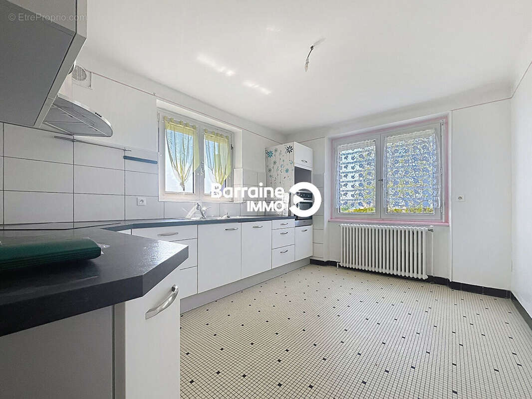 Maison à CAMARET-SUR-MER