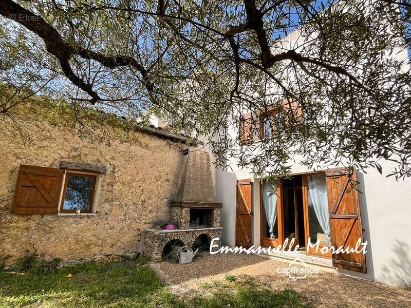 Maison à CLAVIERS