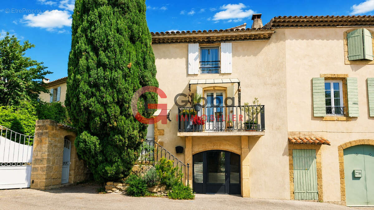 Maison à GRANS