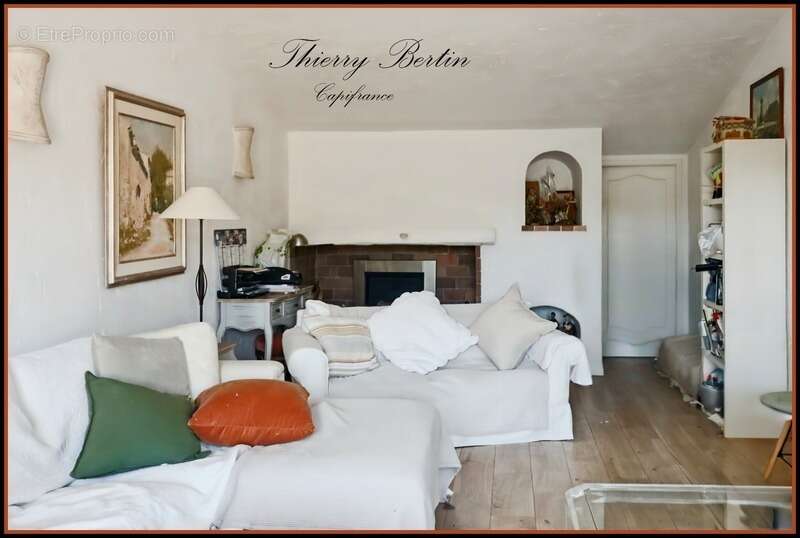 Appartement à LA COLLE-SUR-LOUP