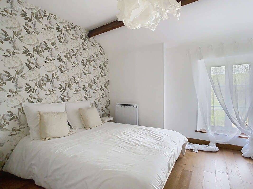 Maison à PICAUVILLE