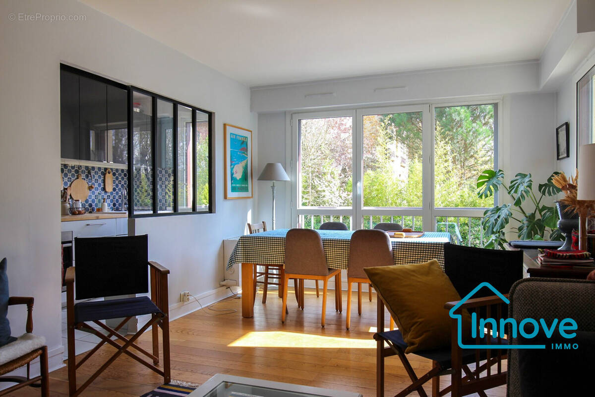 Appartement à VERSAILLES