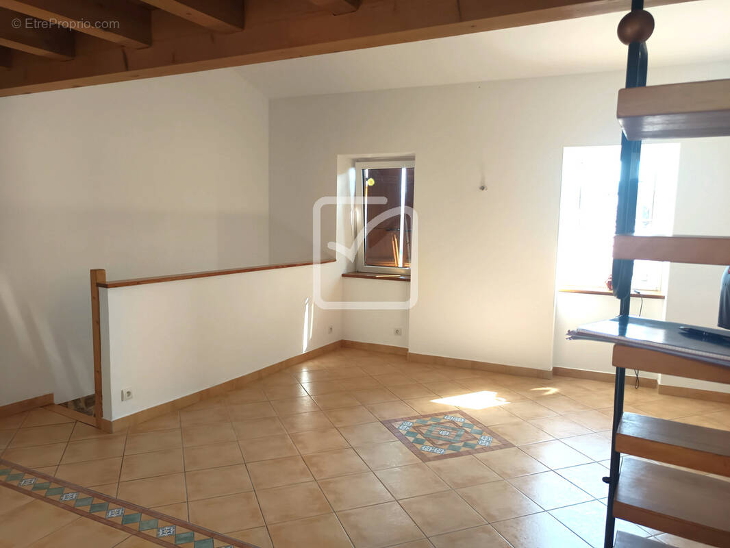 Maison à CHIROLS