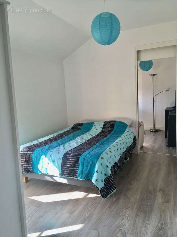 Appartement à FEUCHEROLLES