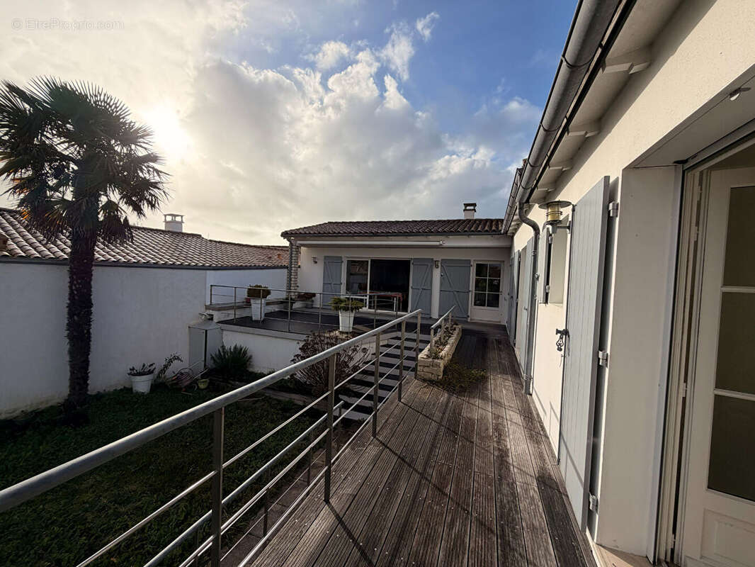 Maison à LA FLOTTE