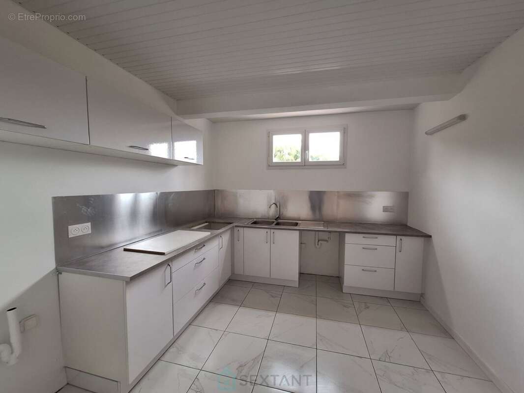 Maison à LE LAMENTIN