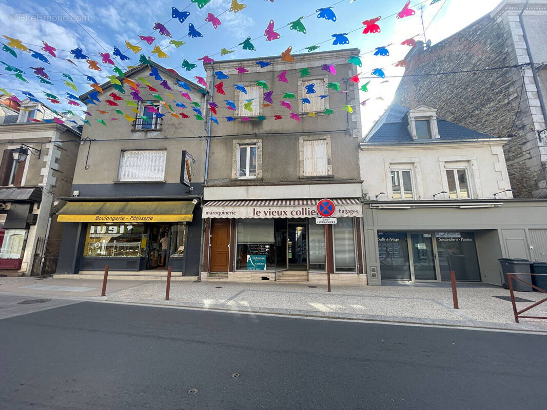 Appartement à ARGENTON-SUR-CREUSE