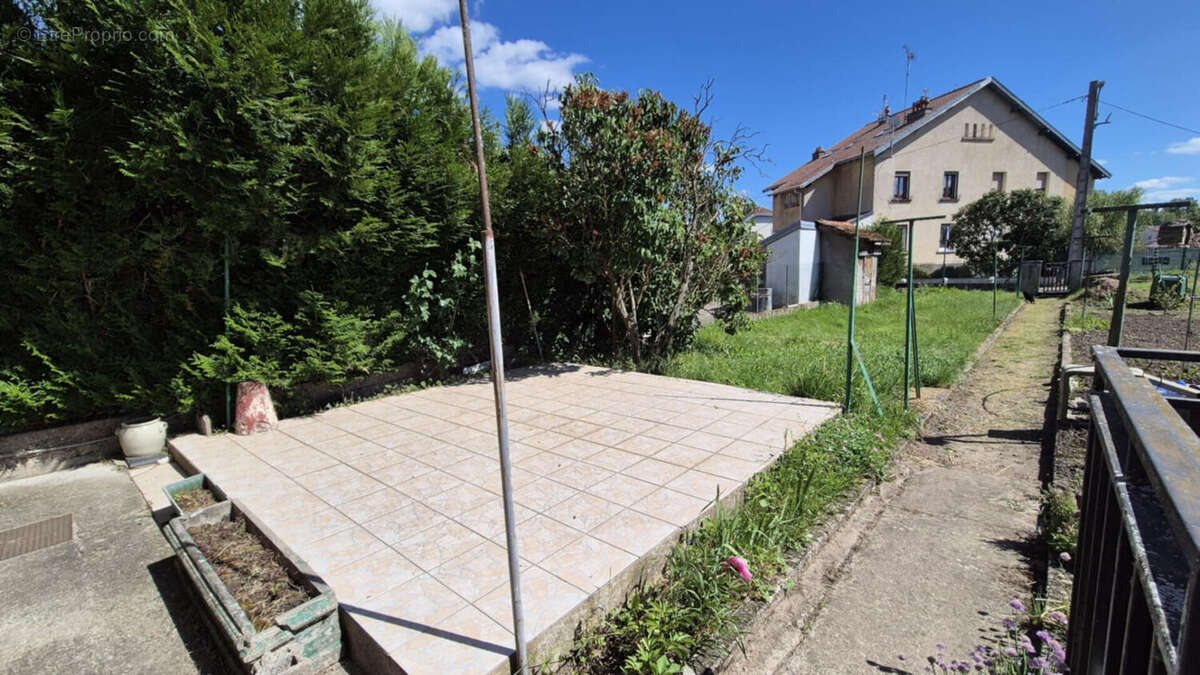 Appartement à ROVILLE-DEVANT-BAYON