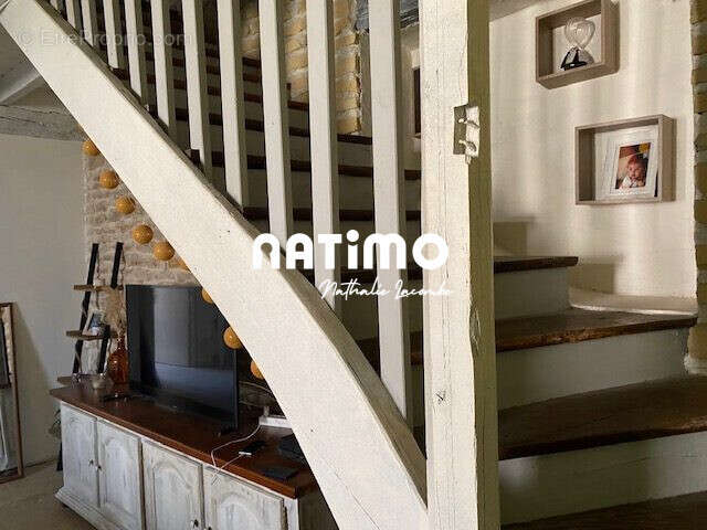 Maison à MONTIGNY-MONTFORT