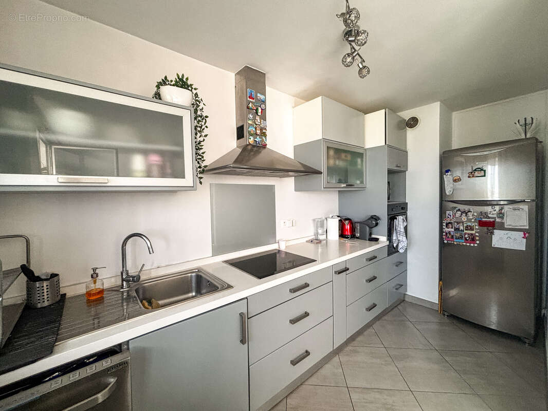 Appartement à SARTROUVILLE