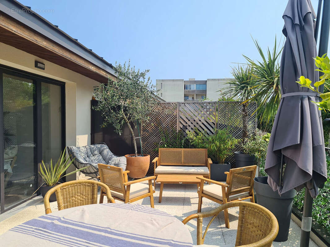 Appartement à BORDEAUX