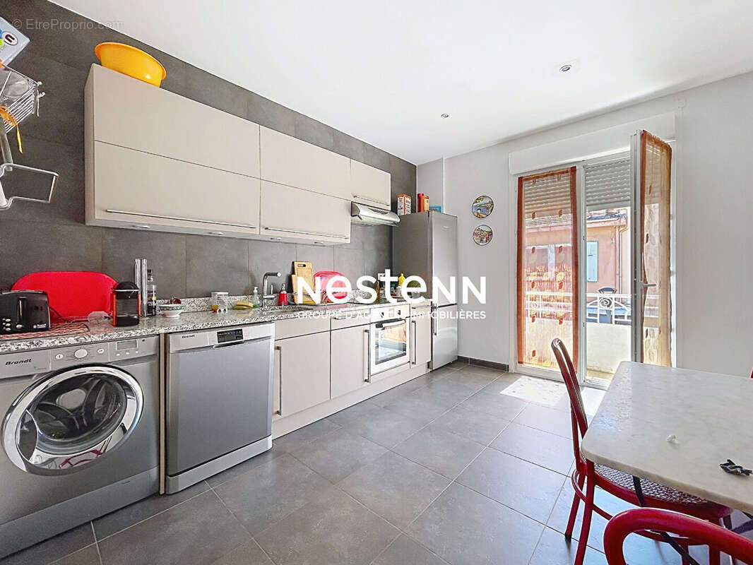 Immeuble à vendre à Vallauris - Opportunité d'investissement - photo 2