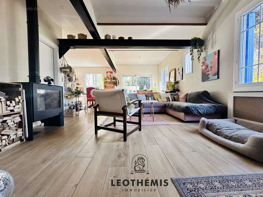 Maison à SAINT-GEORGES-DE-DIDONNE