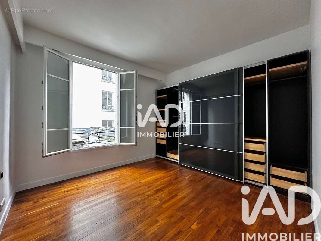 Photo 3 - Appartement à PARIS-10E