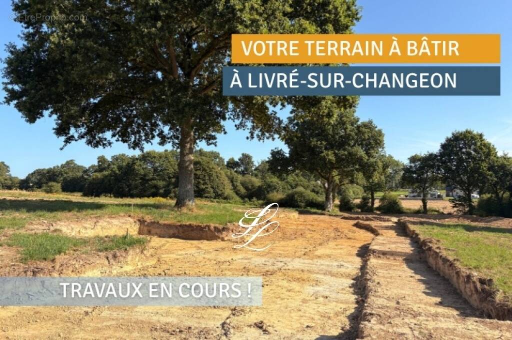 Terrain à LIVRE-SUR-CHANGEON