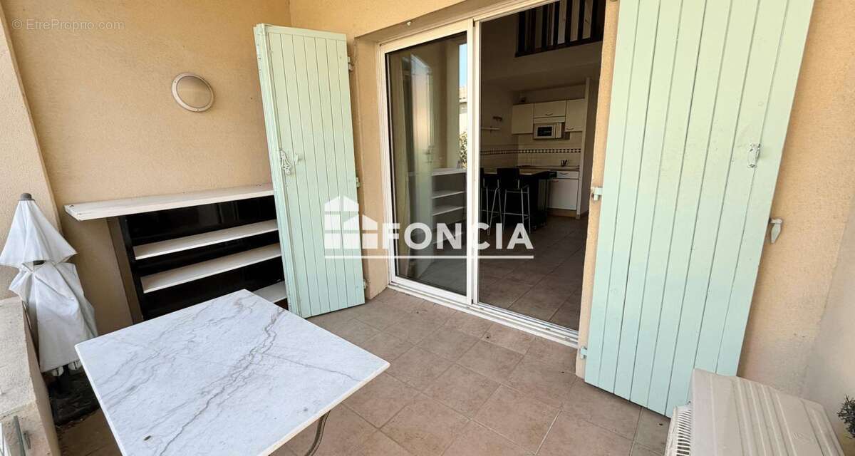 Appartement à SAINT-CYR-SUR-MER