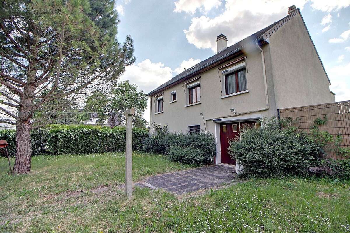 Maison à TRIEL-SUR-SEINE