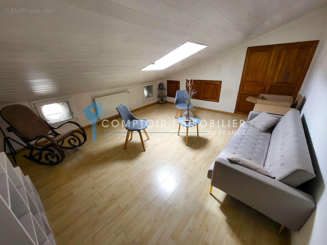Ardèche (07) A vendre DORNAS - Superbe Maison de village rénovée sans travaux 109m2 habitable avec terrain - photo 11