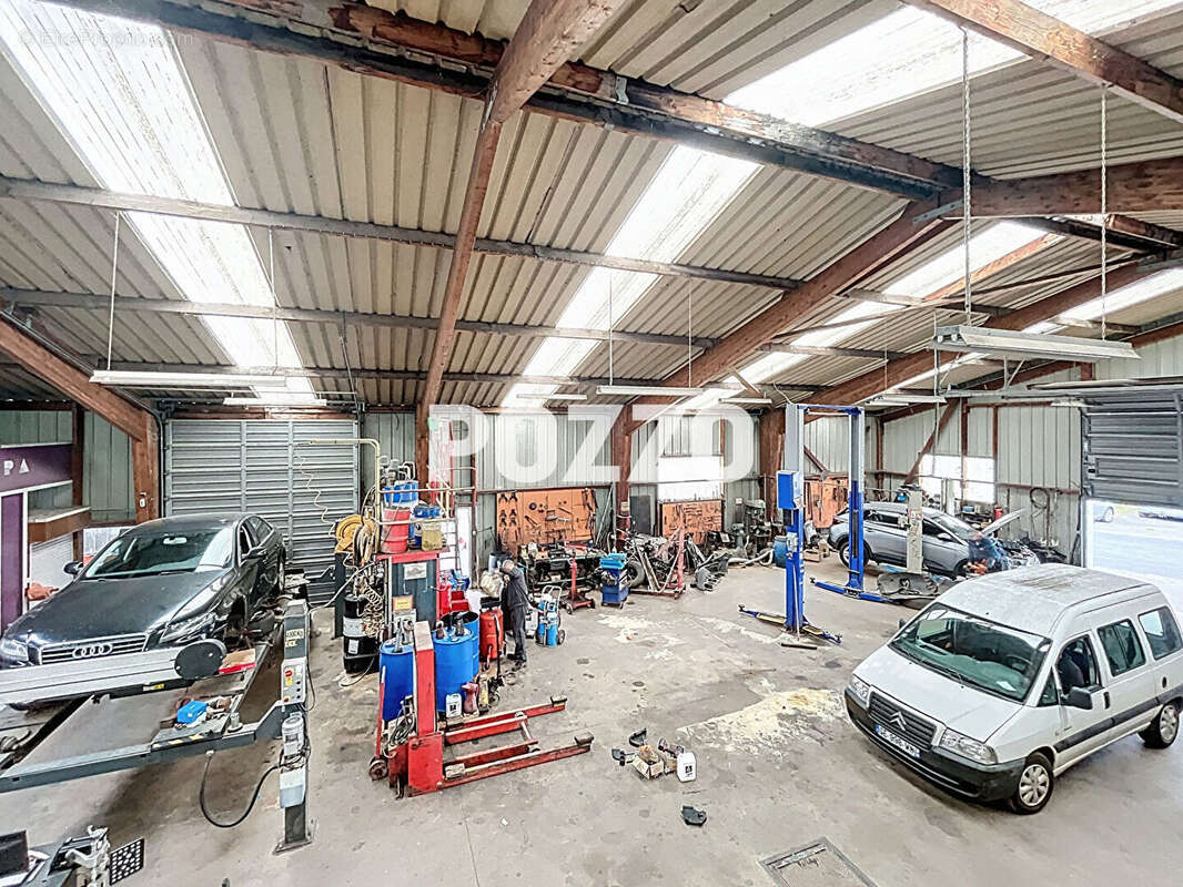 Commerce à BARENTON