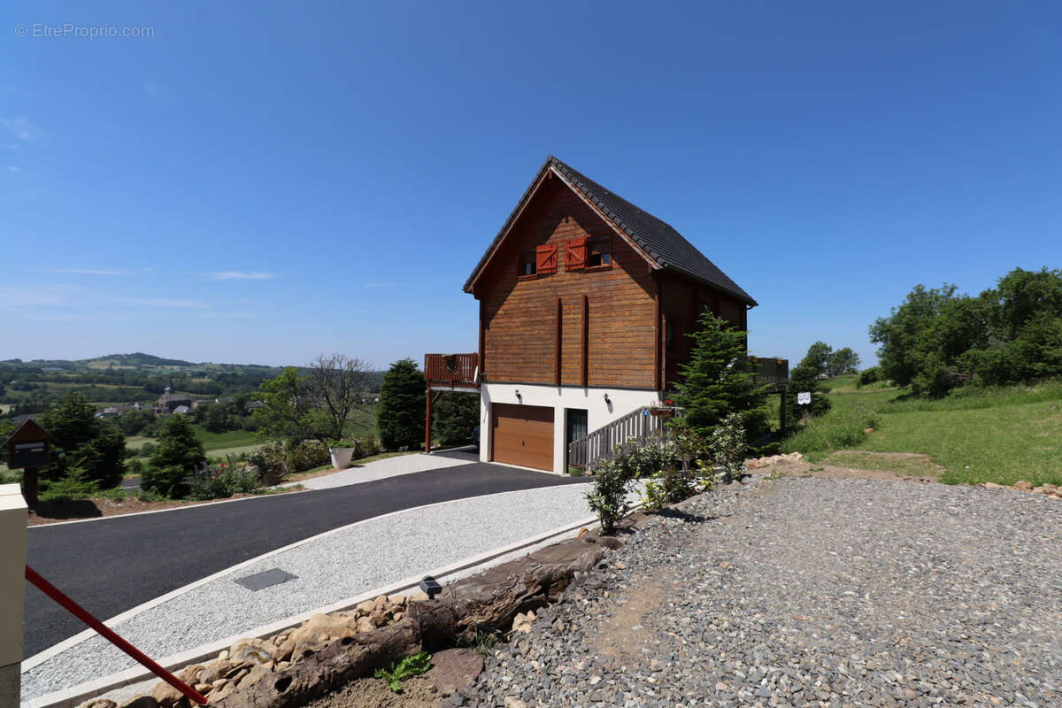 Maison à CHASTREIX