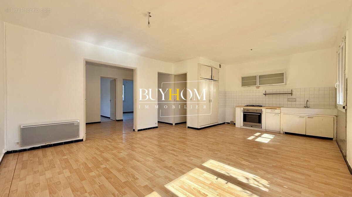 Appartement à L'ISLE-SUR-LA-SORGUE