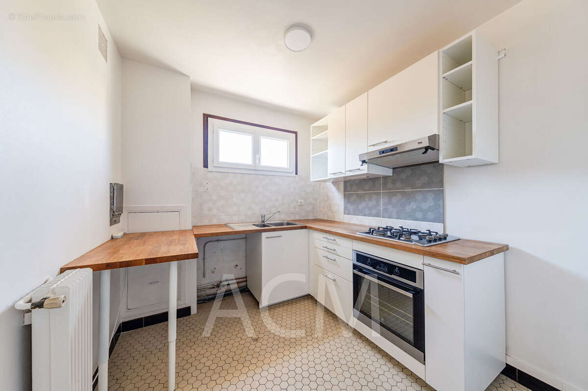 Appartement à MAISONS-LAFFITTE