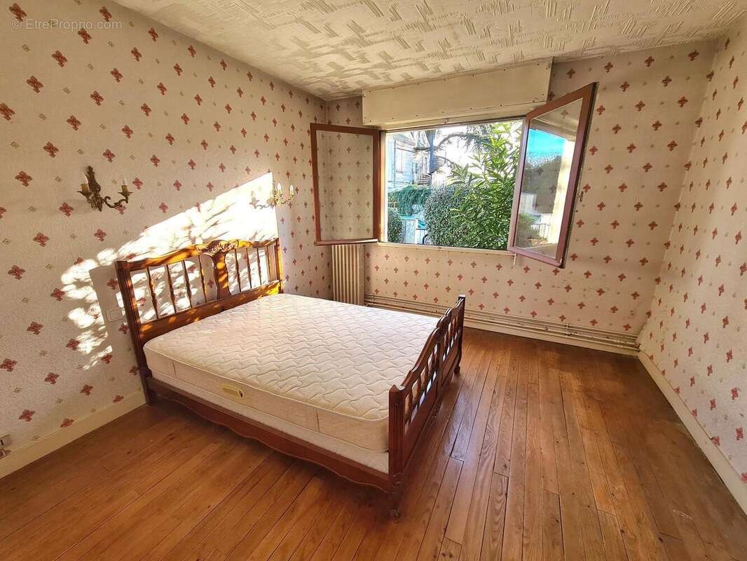 Photo 2 - Maison à CENON