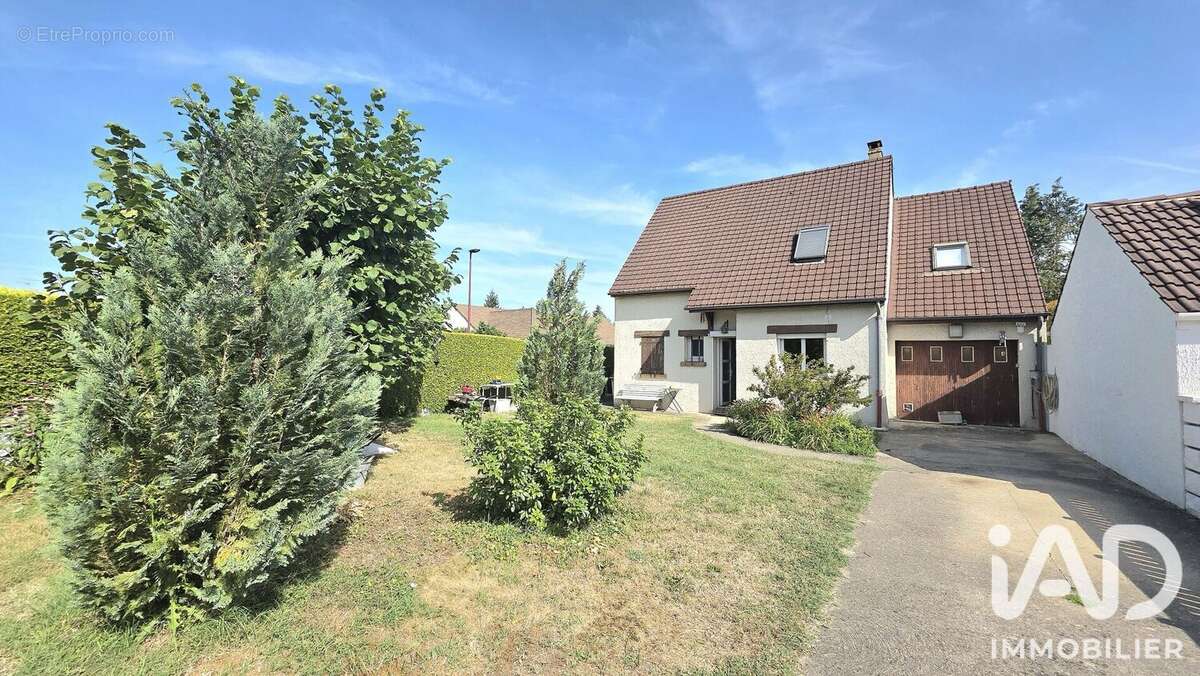 Maison 118 m² à Marolles-Sur-Seine  - photo 2