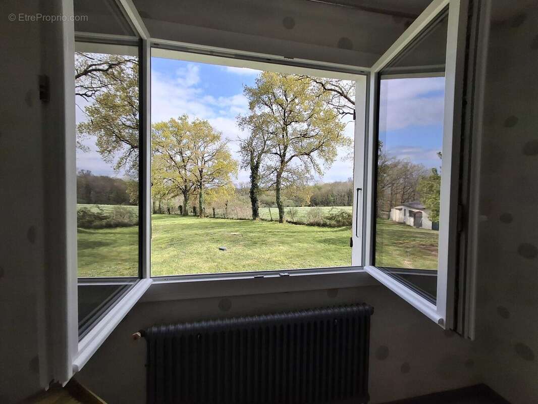 Maison à ROUMAZIERES-LOUBERT