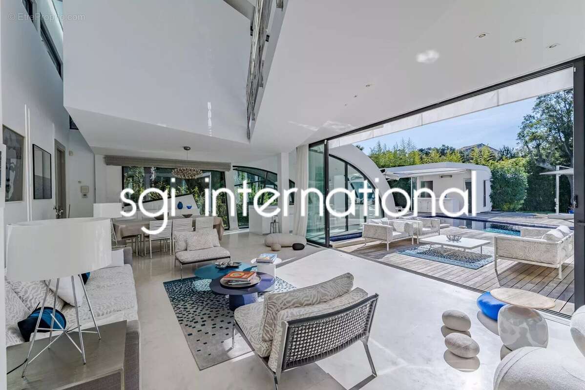 Maison à RAMATUELLE