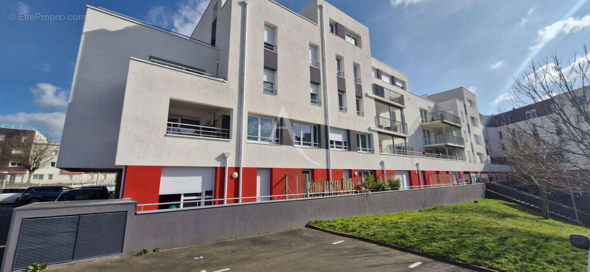 Parking à LA ROCHE-SUR-YON