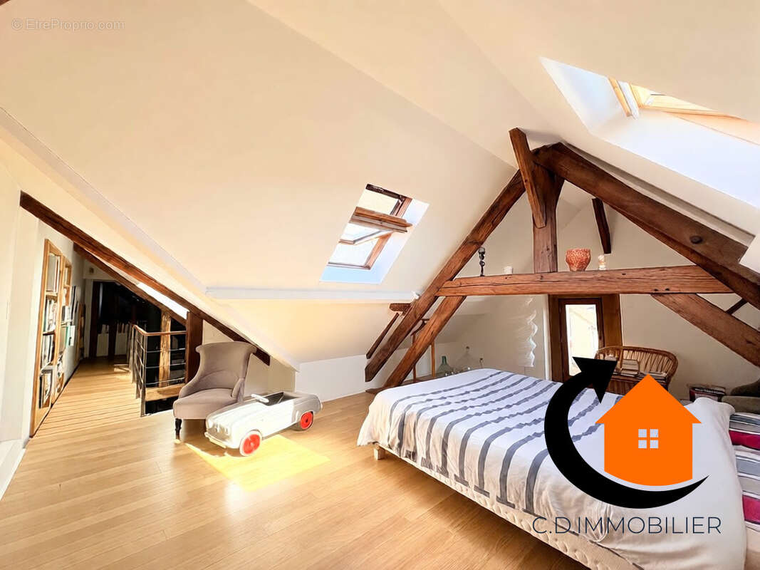 Appartement à COURVILLE-SUR-EURE