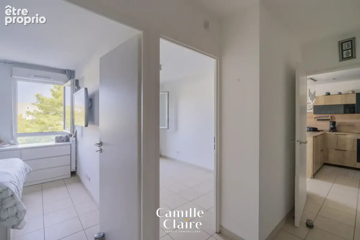 Appartement T3 récent avec ascenseur,  terrasse et box fermé 13013 marseille - photo 8