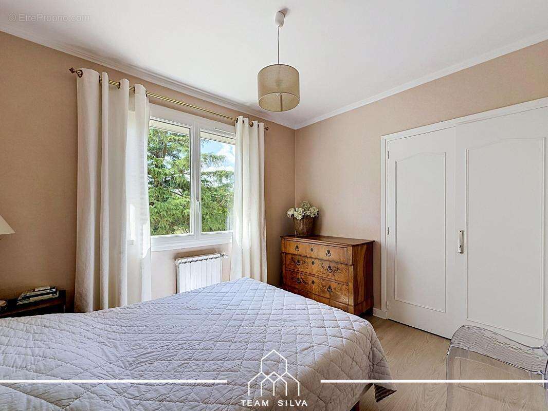 Maison 100 m² à Seyssuel  - photo 23