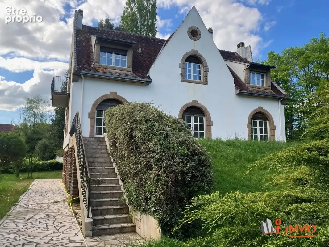 Propriété avec dépendances sur 10 hectares - photo 2