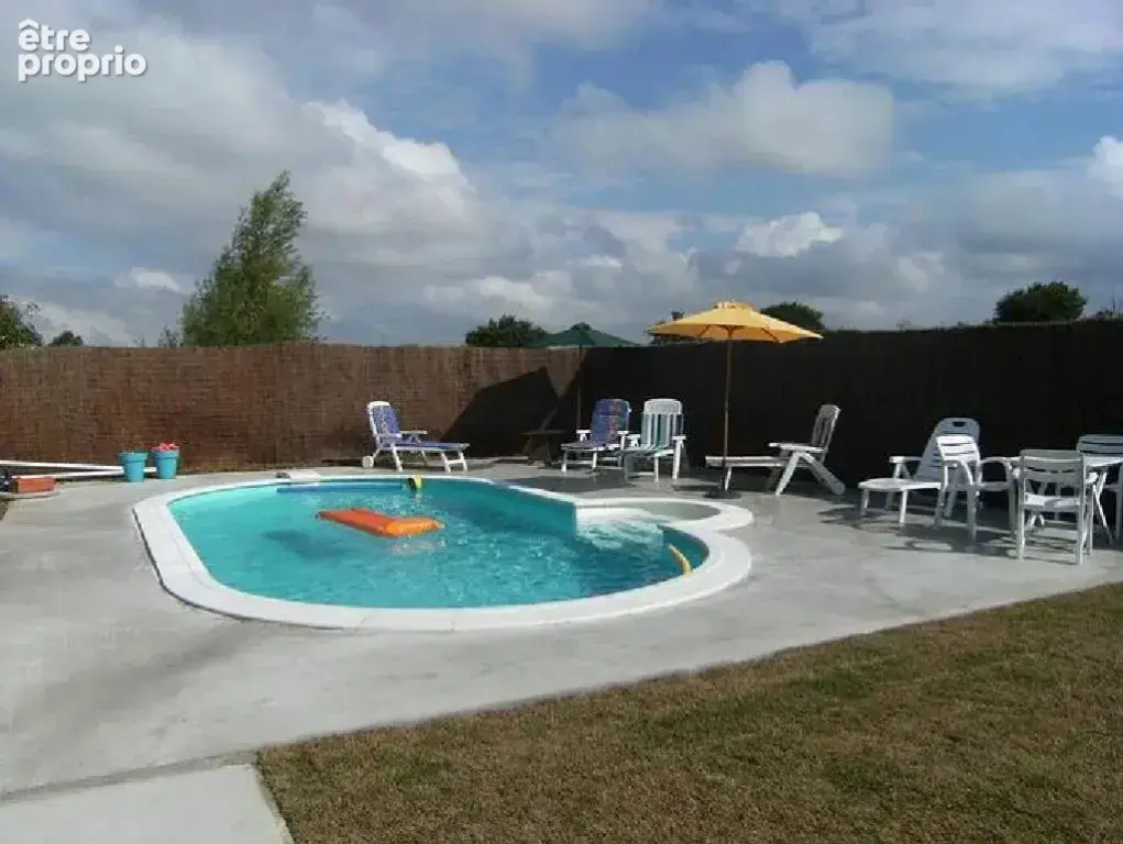 Belle maison avec maison d'amis et piscine - photo 2