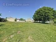 Terrain à COURCY