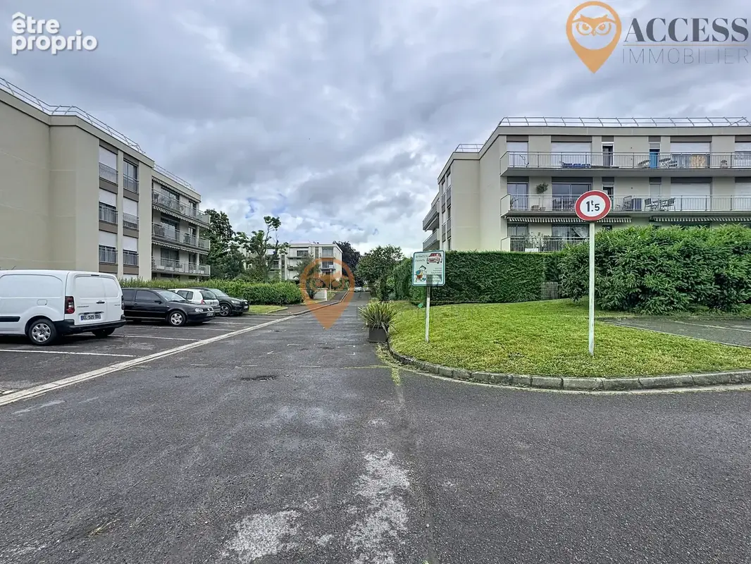 MARGENCY - Appartement avec cave, balcon et parking - photo 11