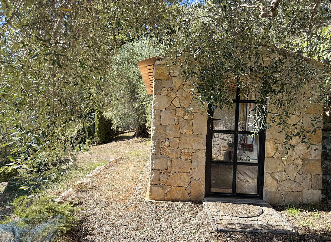 Maison à SPERACEDES