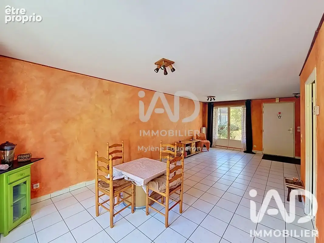 Photo 1 - Maison à COMBS-LA-VILLE
