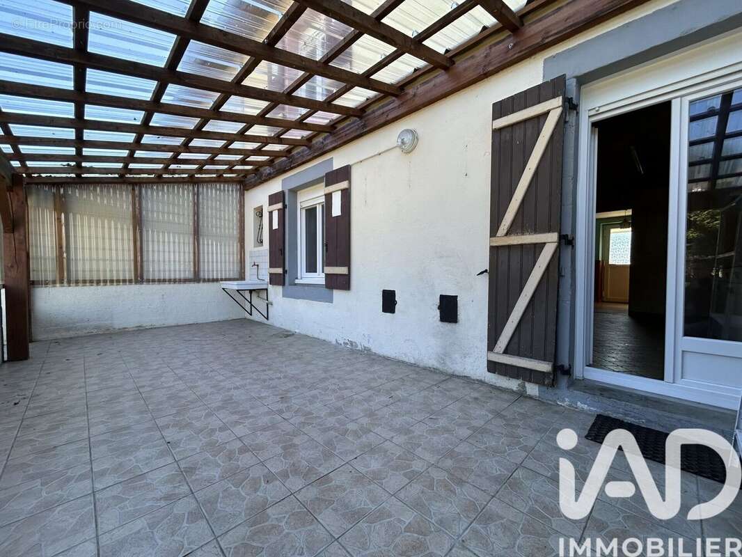 Maison 89 m² à Aumontzey  - photo 2