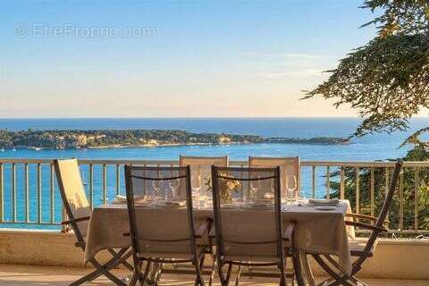 Appartement 240 m² à Cannes  - photo 2